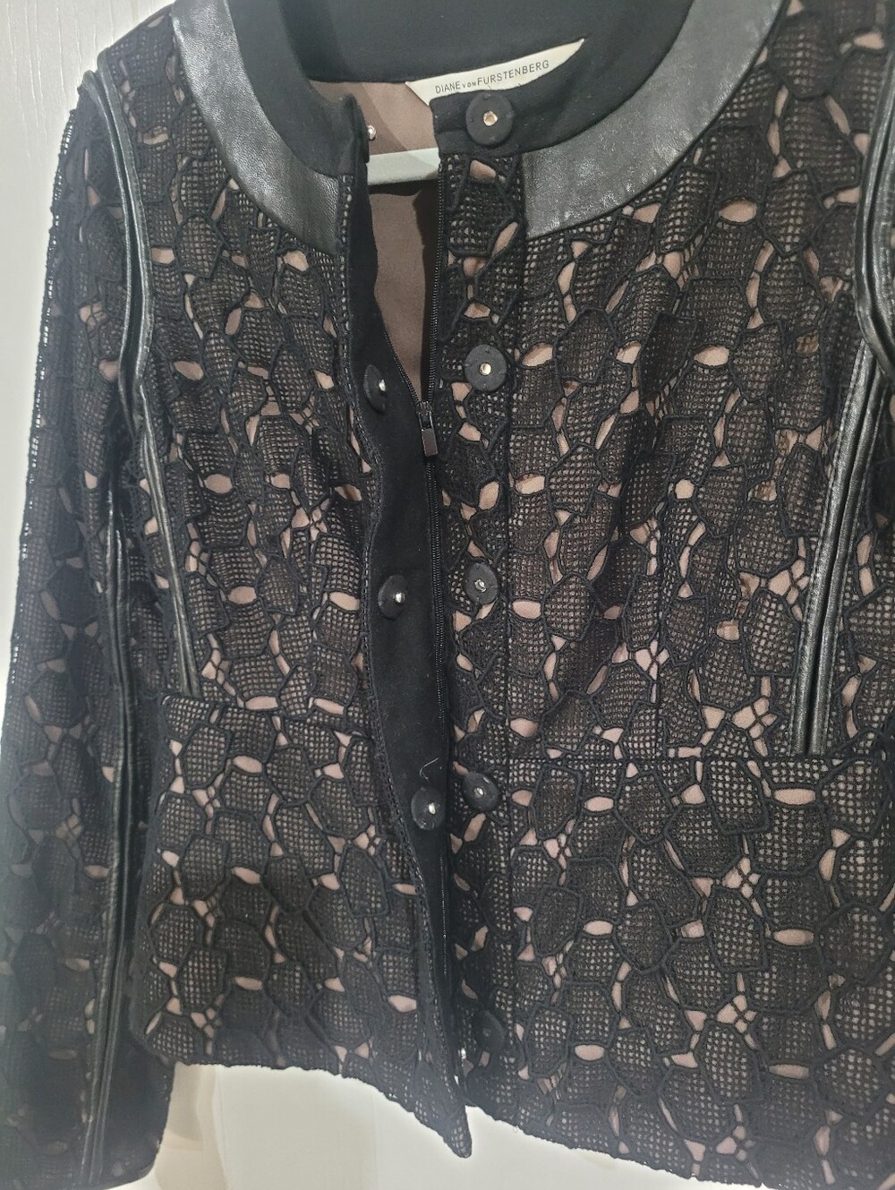 Diane Von Furstenberg Maya Black Lace Overlay Jacket with Leather Trim Size 2 - Picture 9 of 10